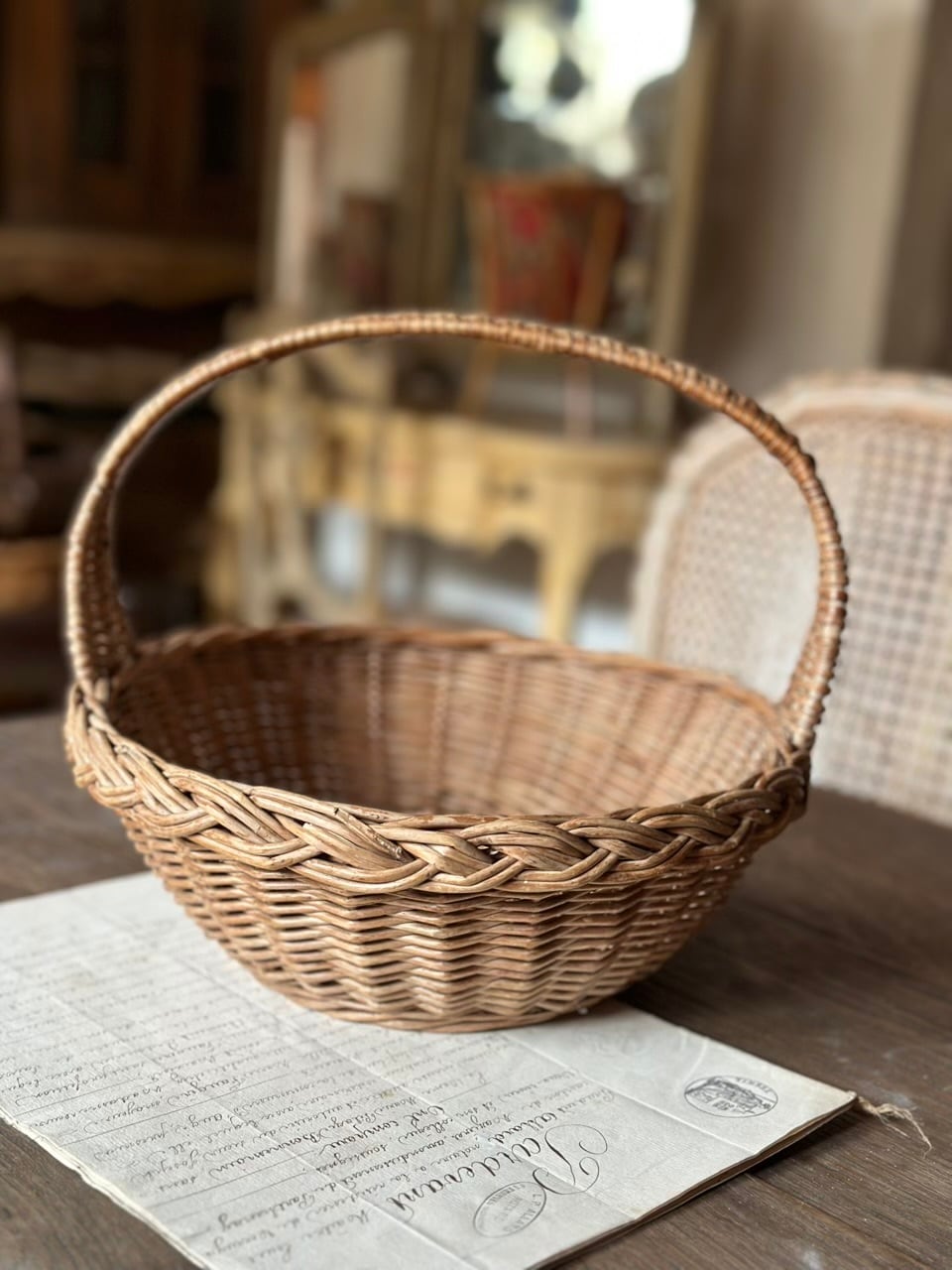 ヴィンテージ ラタンパニエ 籐かご バスケット イギリス マルシェ ラタン製 マルシェバスケット パニエ | Brocante de La Cocotte