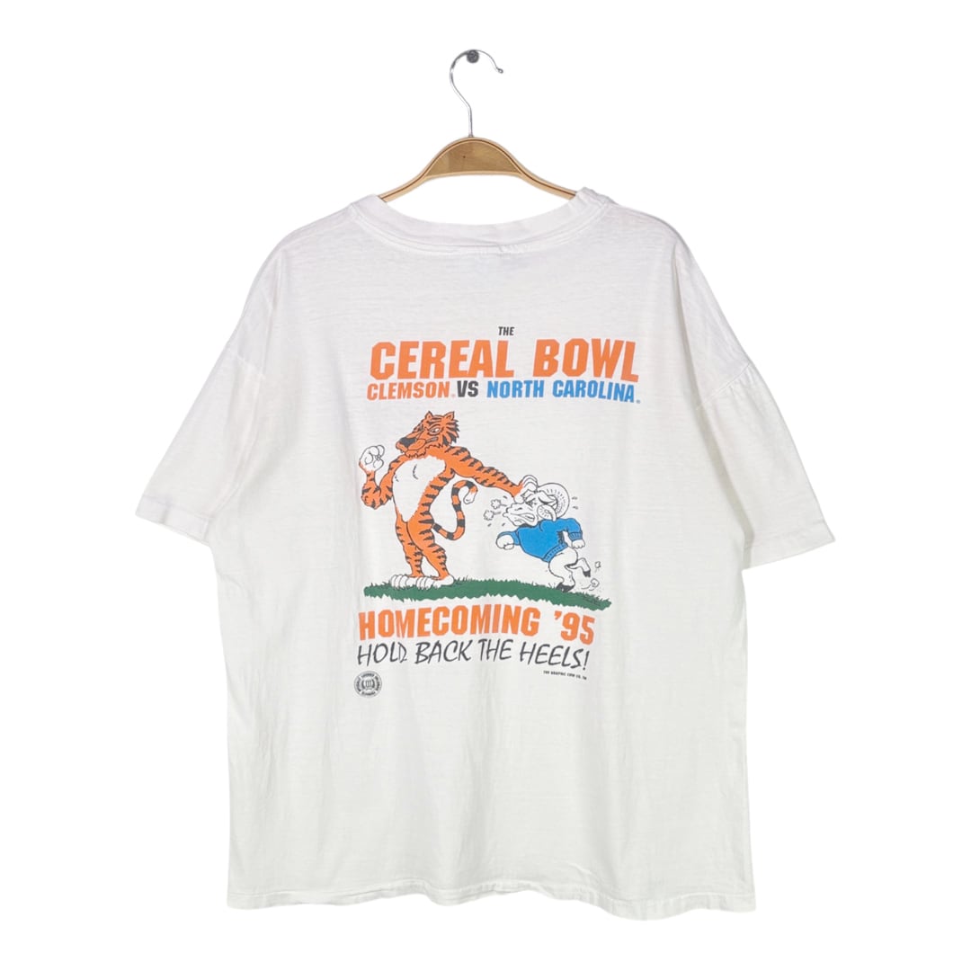 90s CEREAL BOWL USA製 ヴィンテージTシャツ アメフト ホワイト クリムゾン ノースカロライナ シングルステッチ ヘインズ HANES サイズL 古着 @BZ0476