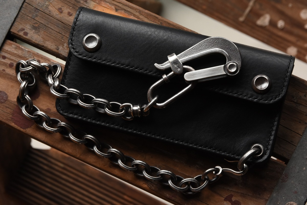 Wallet Chain w/Release Hook | Studio Accord