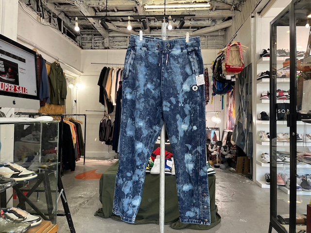 EXAMPLE NAGOYA LIMITED MINI ROUND LOGO BLEACH SNAP SWEAT PANT INDIGO XL 60145