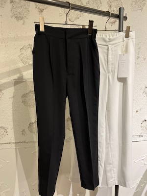 リズレイ　RISLEY risley テーパードパンツ　肩がけテーラージャケットとset up提案?? リズレー