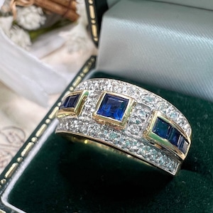 昭和レトロデザイン リング K18 サファイヤ　〜ダイヤモンドと3種類のサイズのサファイヤを使用した豪華な指輪〜