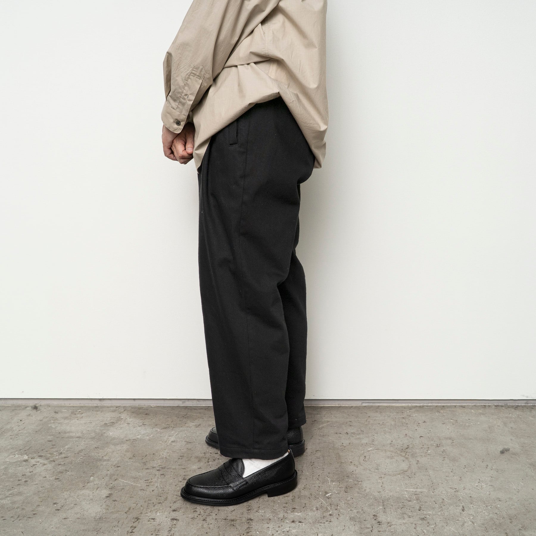 STILL BY HAND -Wide tapered trousers - / PT07254 / スティルバイ
