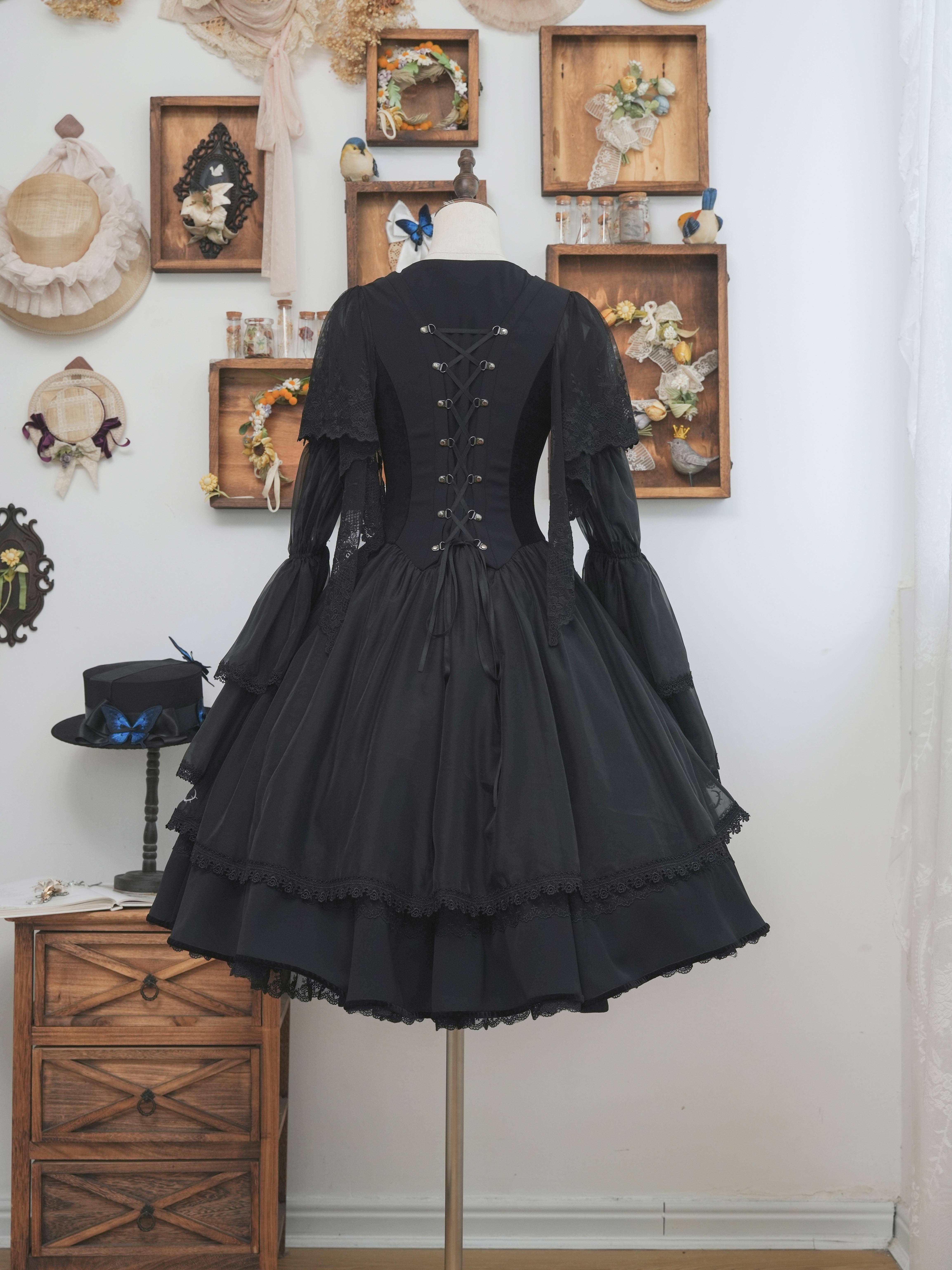 黒薔薇の貴婦人 編み上げビスチェ風ドレス | HoshibakoWorks