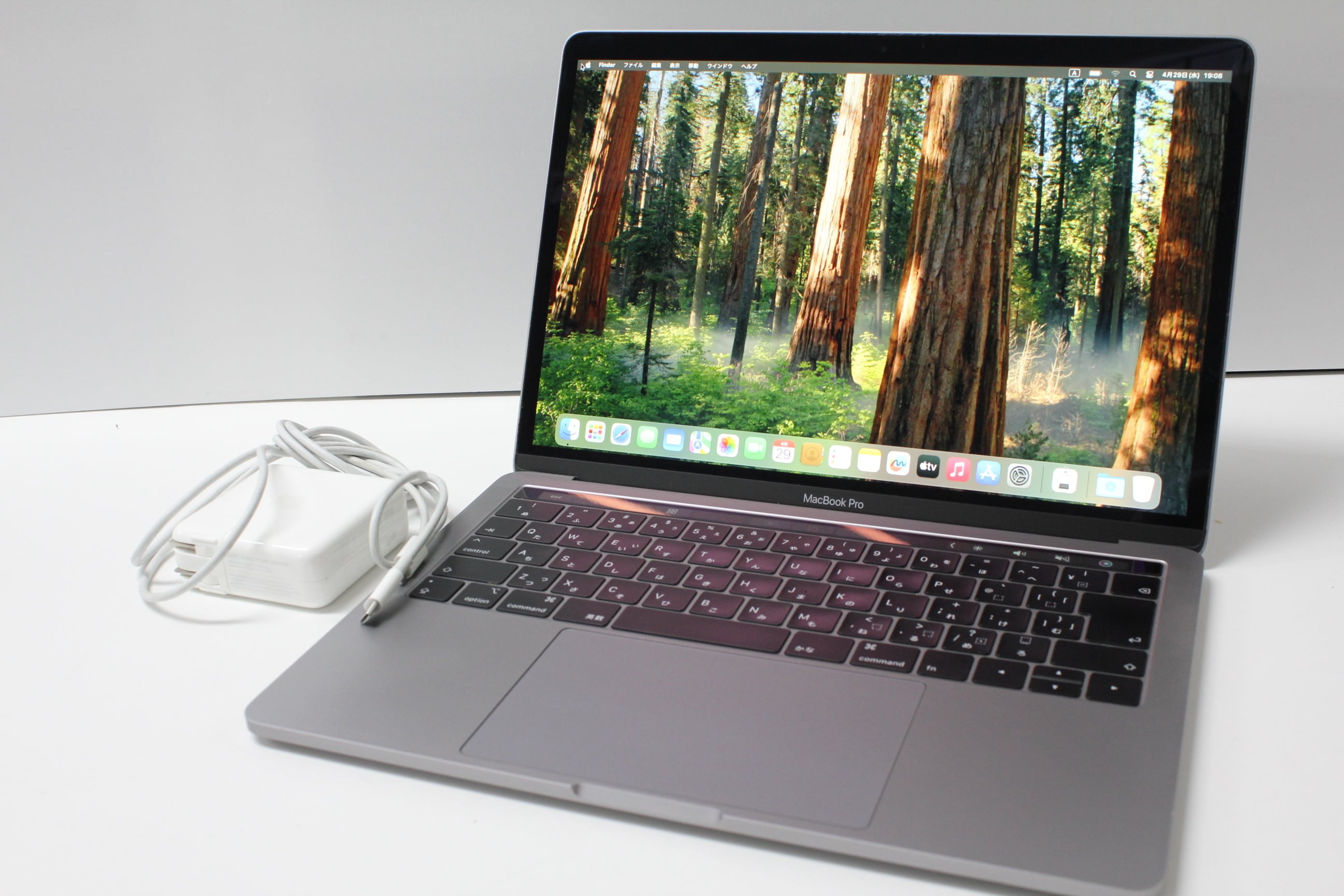 MacBook Pro 2017 256GB 13インチ②