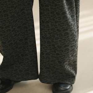 ミストレオパード・ワイドトラウザーズ N3500