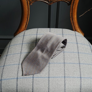 5-Fold Jacquard Silk Tie navy×Beige: Crafting a Luxurious Knot 2501-26