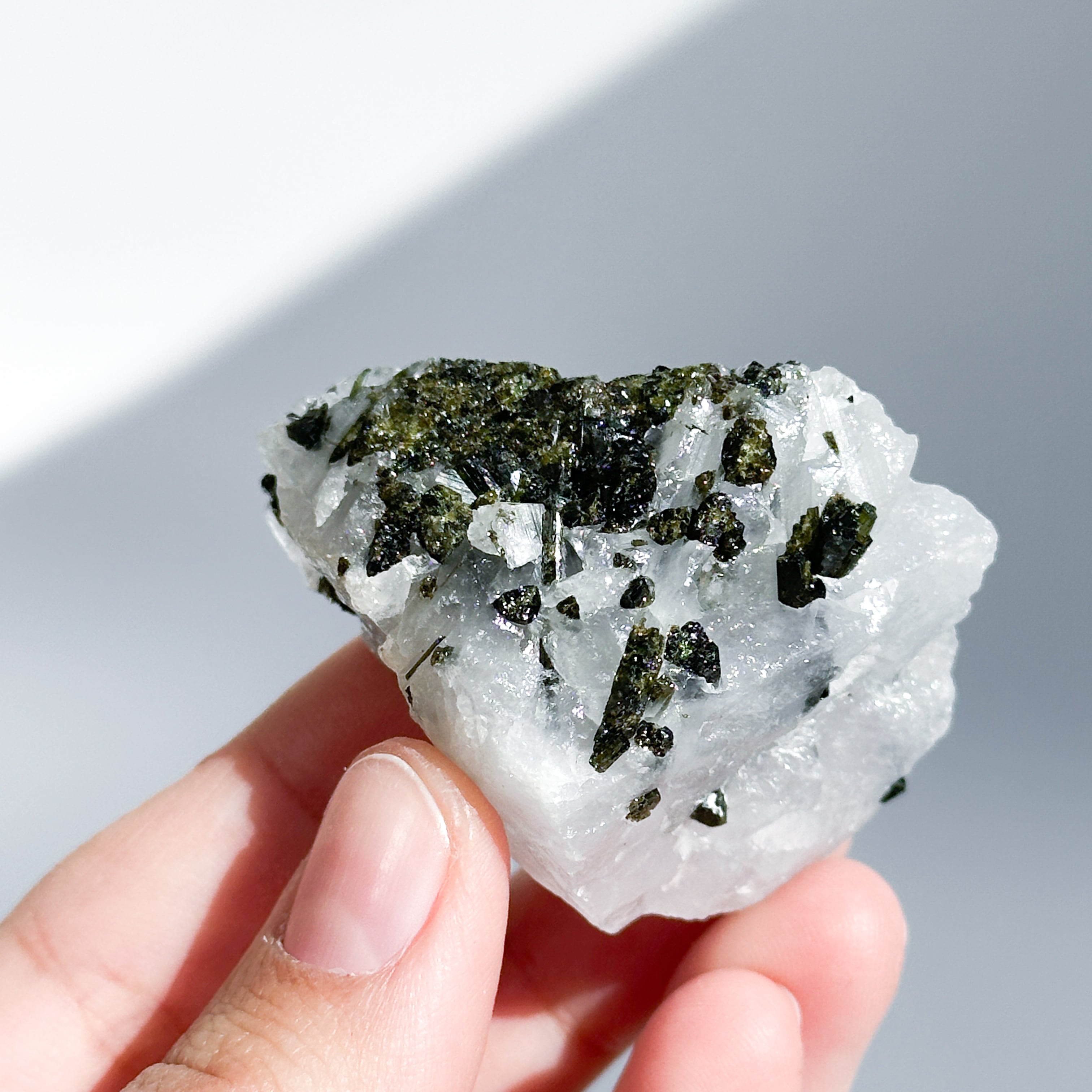 ミナスジェライス産グリーントルマリン 13◇Green Tourmaline◇天然石