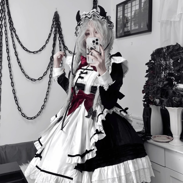 エプロンジャンスカとフリルメイドキャップのセット メイド服 ジャンパースカート エプロンセットアップ メイドカフェ コン