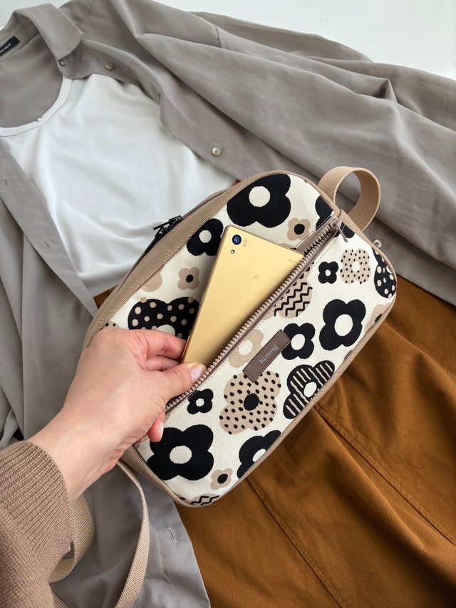 ポシェッタ・ドーナツフラワー