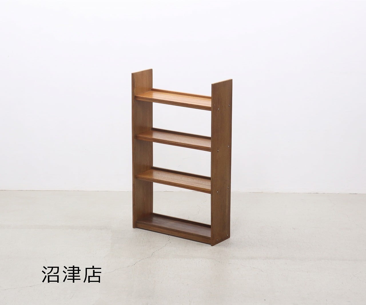【沼津店】 レトロ 本棚 シェルフ 飾り棚 ラック 書庫 収納 コンパクト ヴィンテ ージ RJT13097