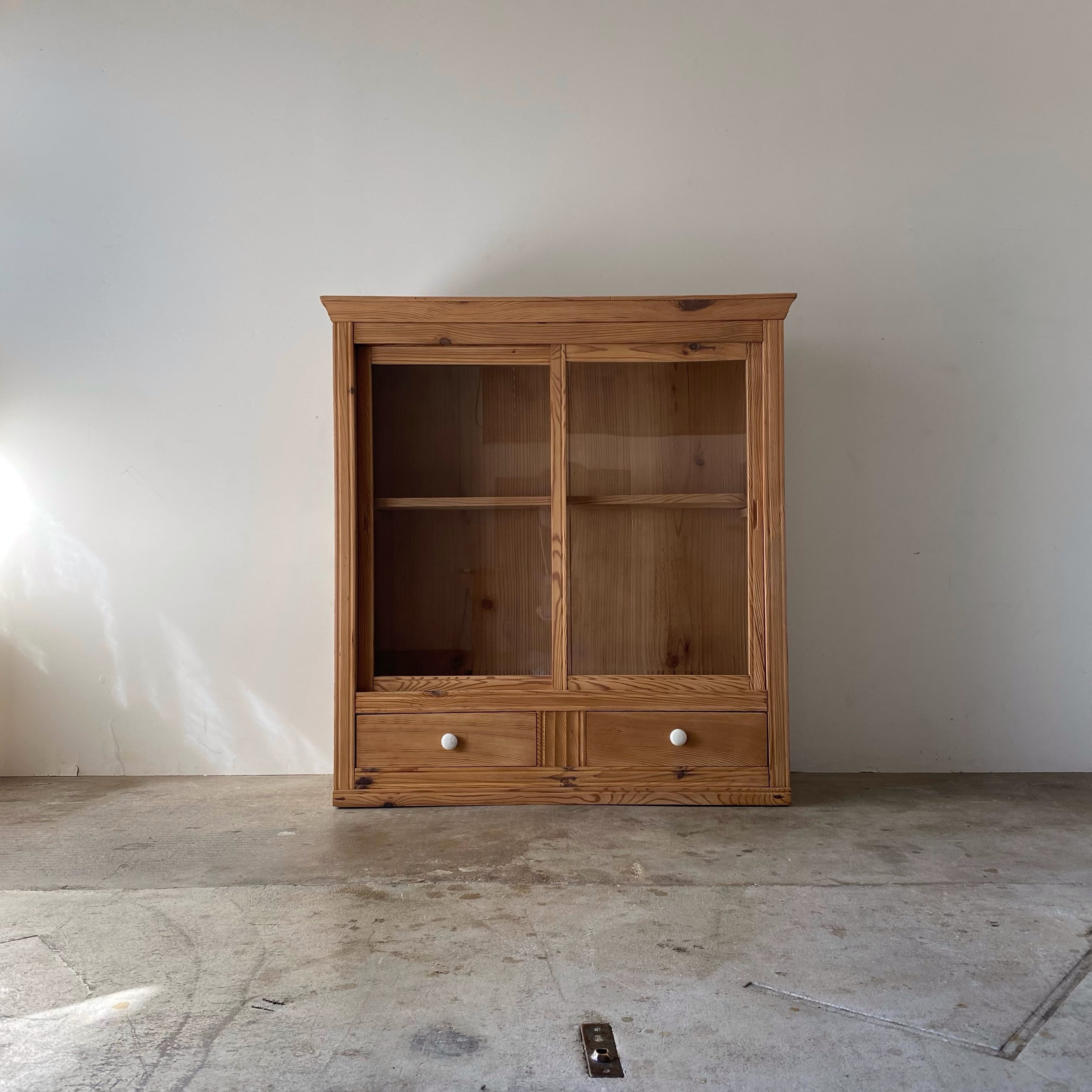 キャビネット　0985