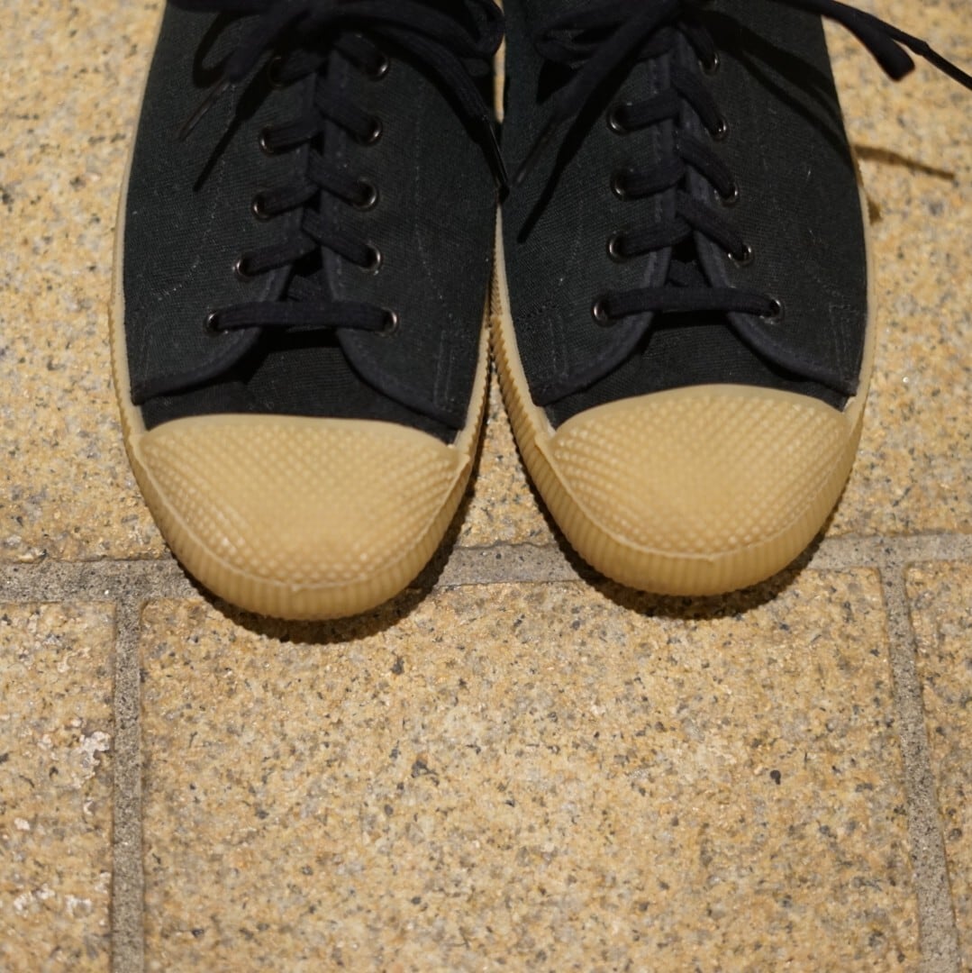 1度試着しました【Foundry Mews】Black canvas shoes - スニーカー