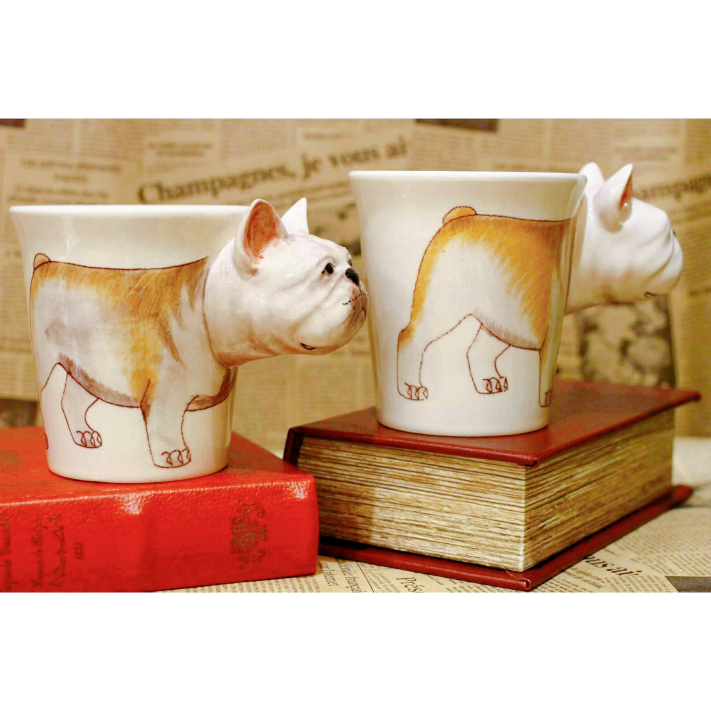 犬のはみ出し顔のマグカップ（フレンチブルドック）【電子レンジ/食洗