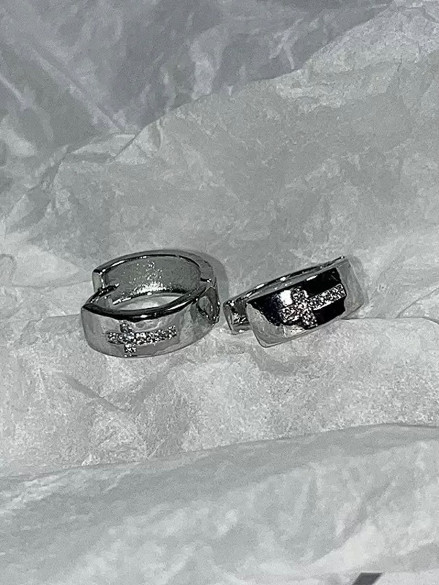 《即納》silver cross  pierce