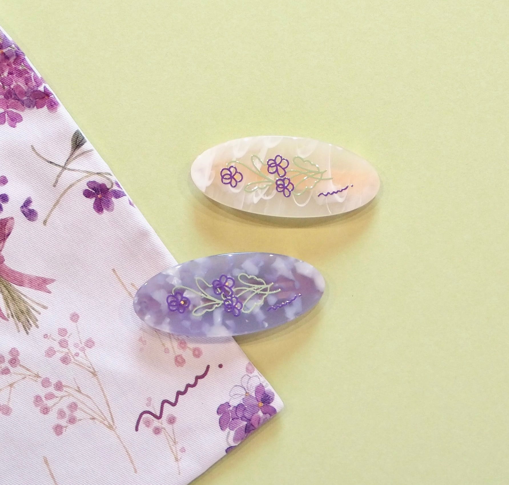 Her spring hair barrette