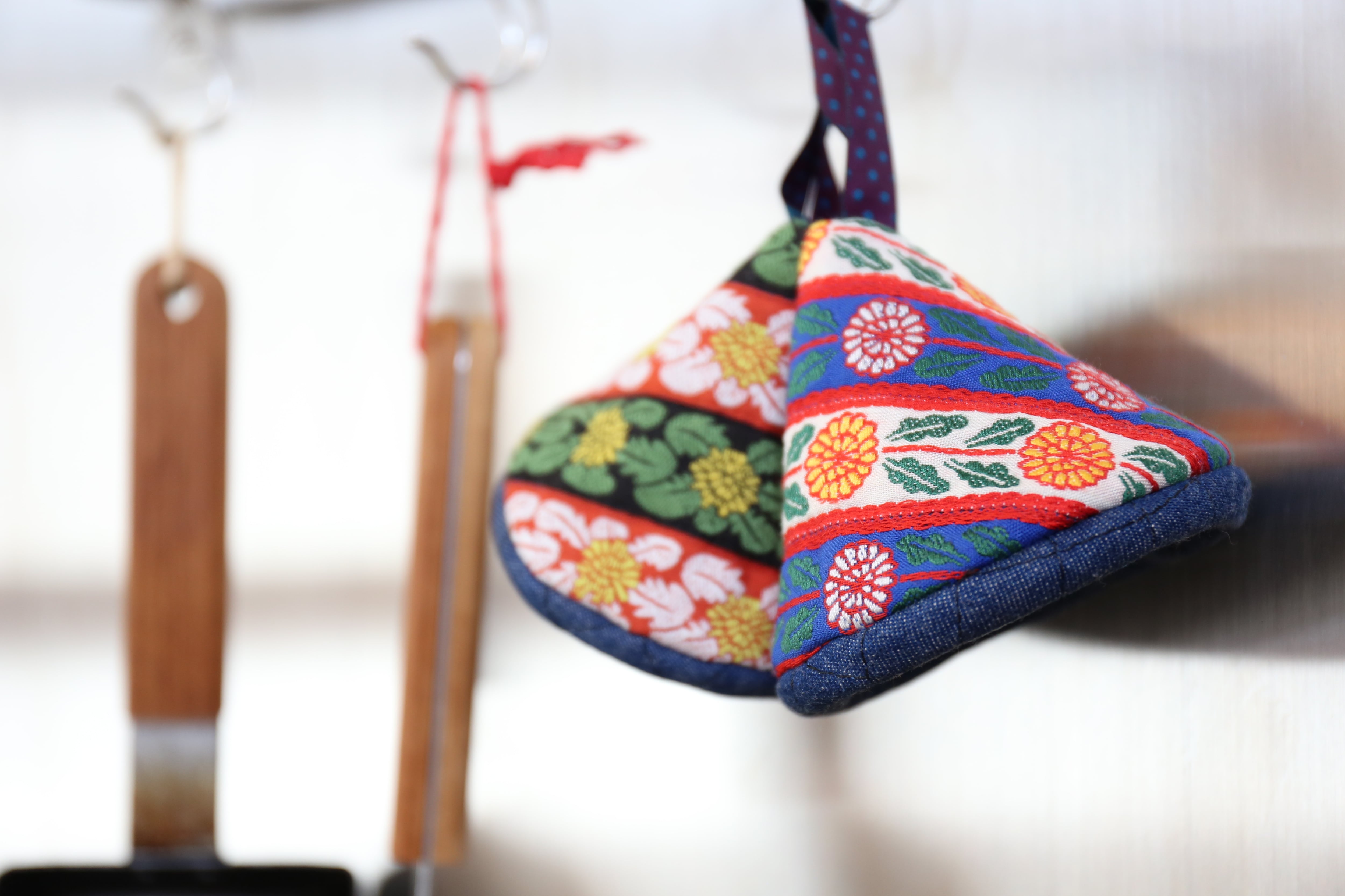 全3色 菊 25mm幅 チロルリボン | レピヤンリボン