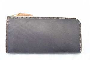 シンプル＆スリム＆大容量！なＬ型ウォレット