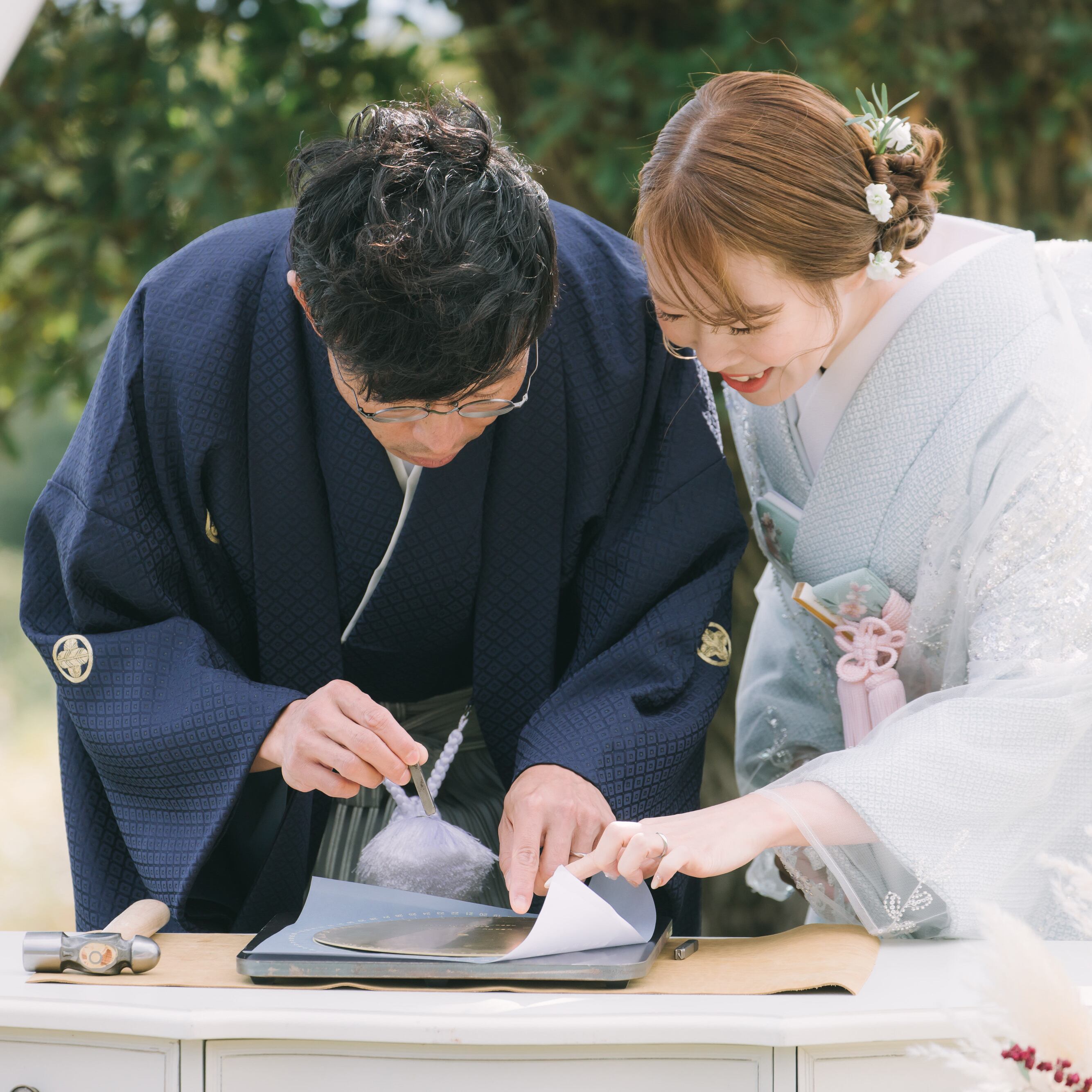 真鍮刻印時計の結婚証明書【ゲスト参加型】 | KUMIJI