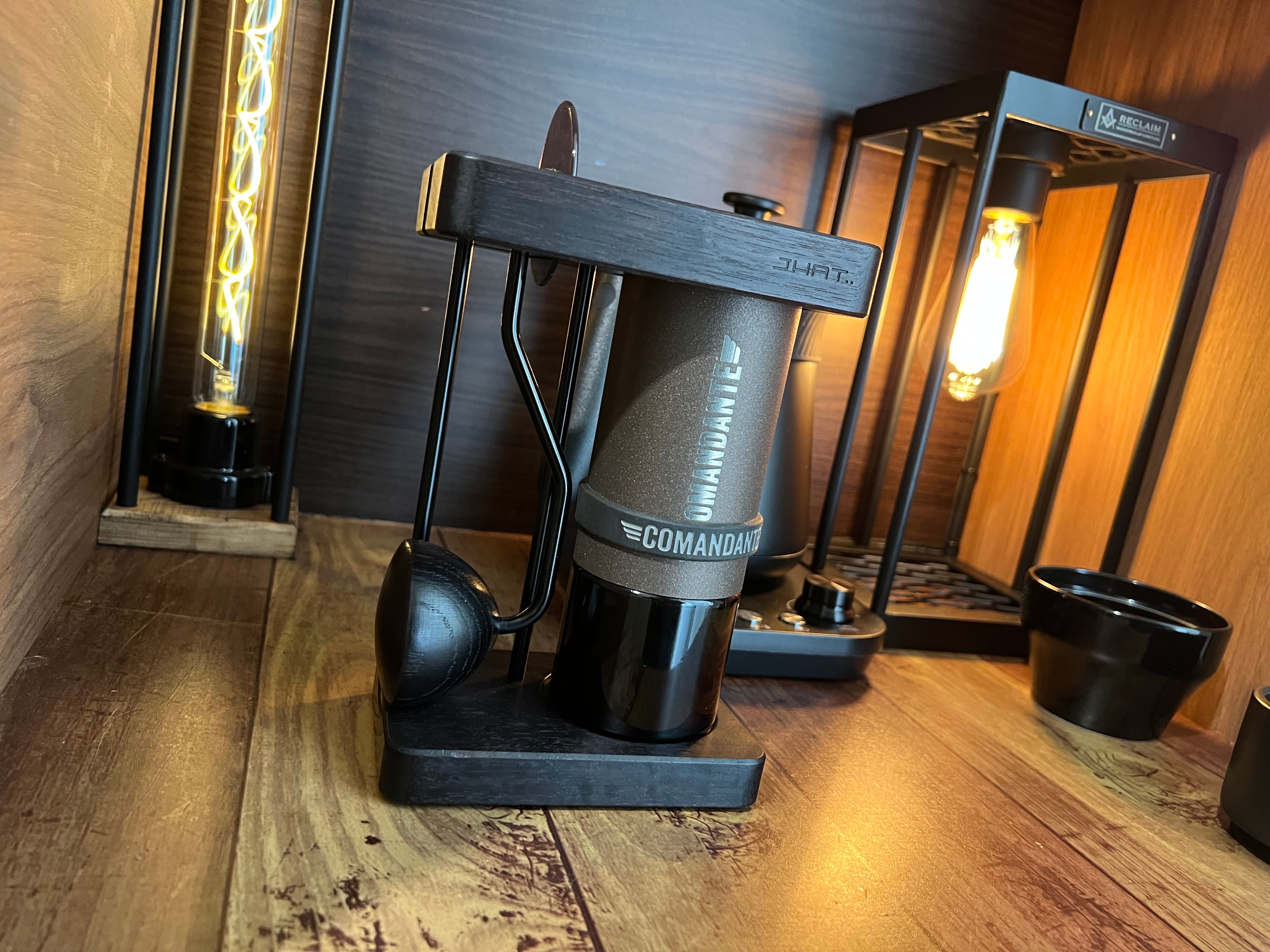 Coffee grinder stand for Comandante C40,C60 Coffee grinder stand for Comandante C40,C60