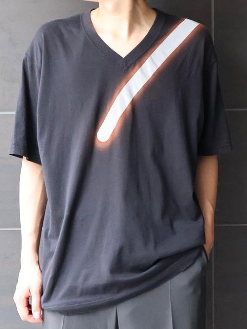 【issey miyake】front design v-neck t-shirt