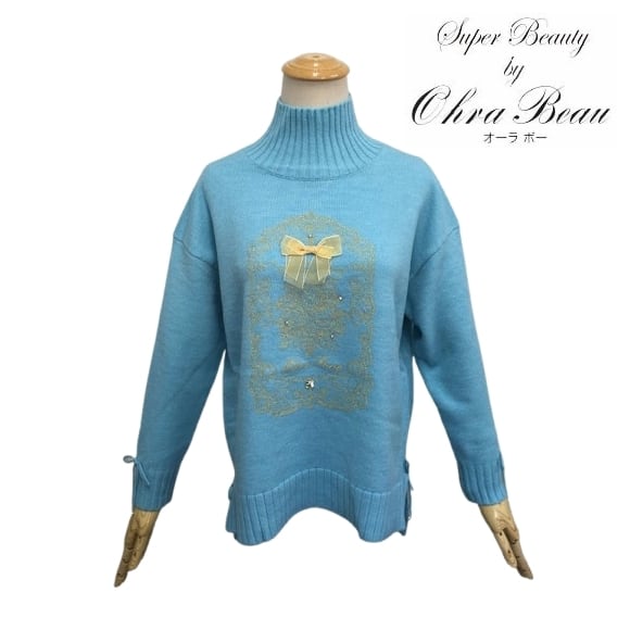 スーパービューティー ハイネックセーター 刺しゅう入り 2421026 ブルー 2024年秋冬 オーラボー Super Beauty 大人かわいい服 大人スタイル キレイメ レディース アパレル 女性 M L LL 30代 40代 50代 60代