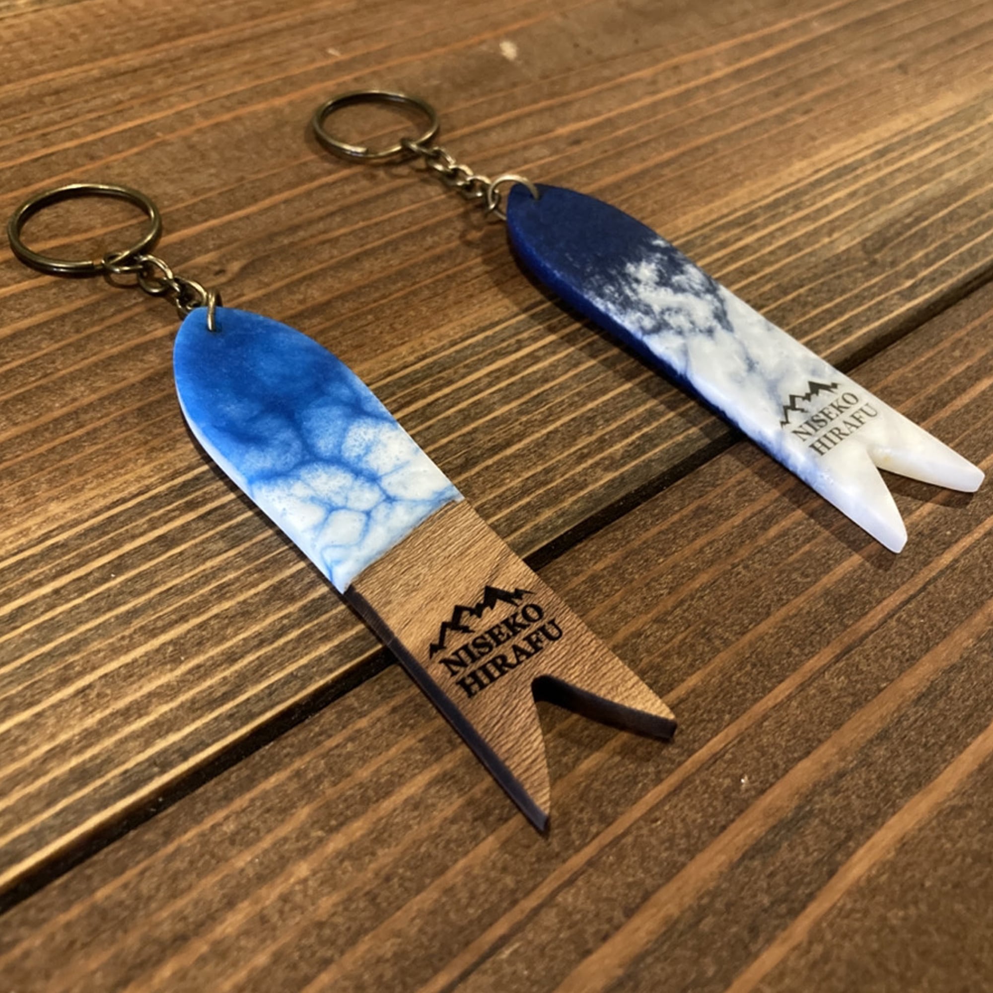 Niseko Resin key ring -ニセコレジンキーリング- | 8A GARAGE(ヤエイ