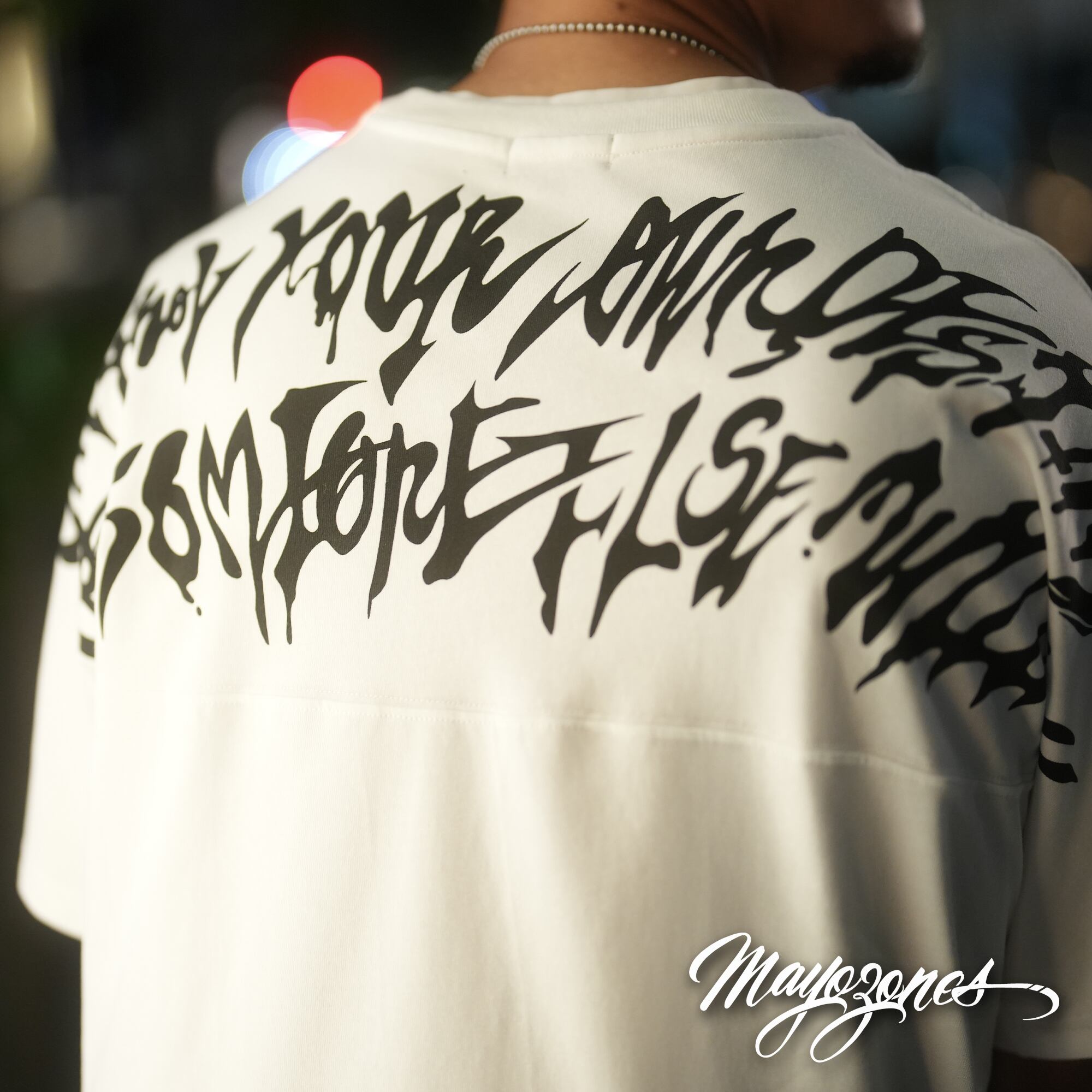 Bigシルエット T-shirt (Graffiti) | MAYOZONES