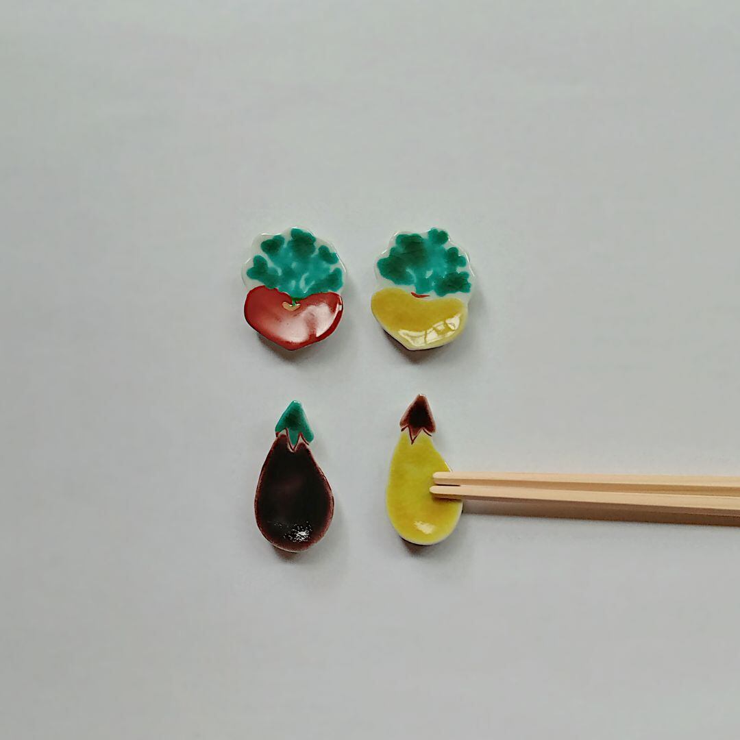 箸置き ナス・カブ 赤地陶房/赤地径