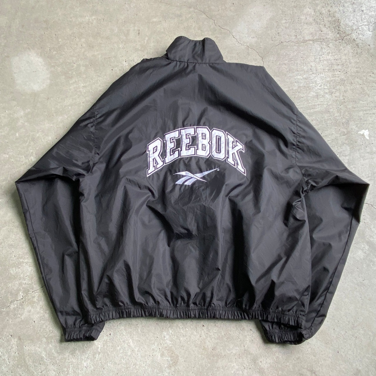 90年代 Reebok リーボック バックロゴ刺? ナイロンジャケット メンズL 
