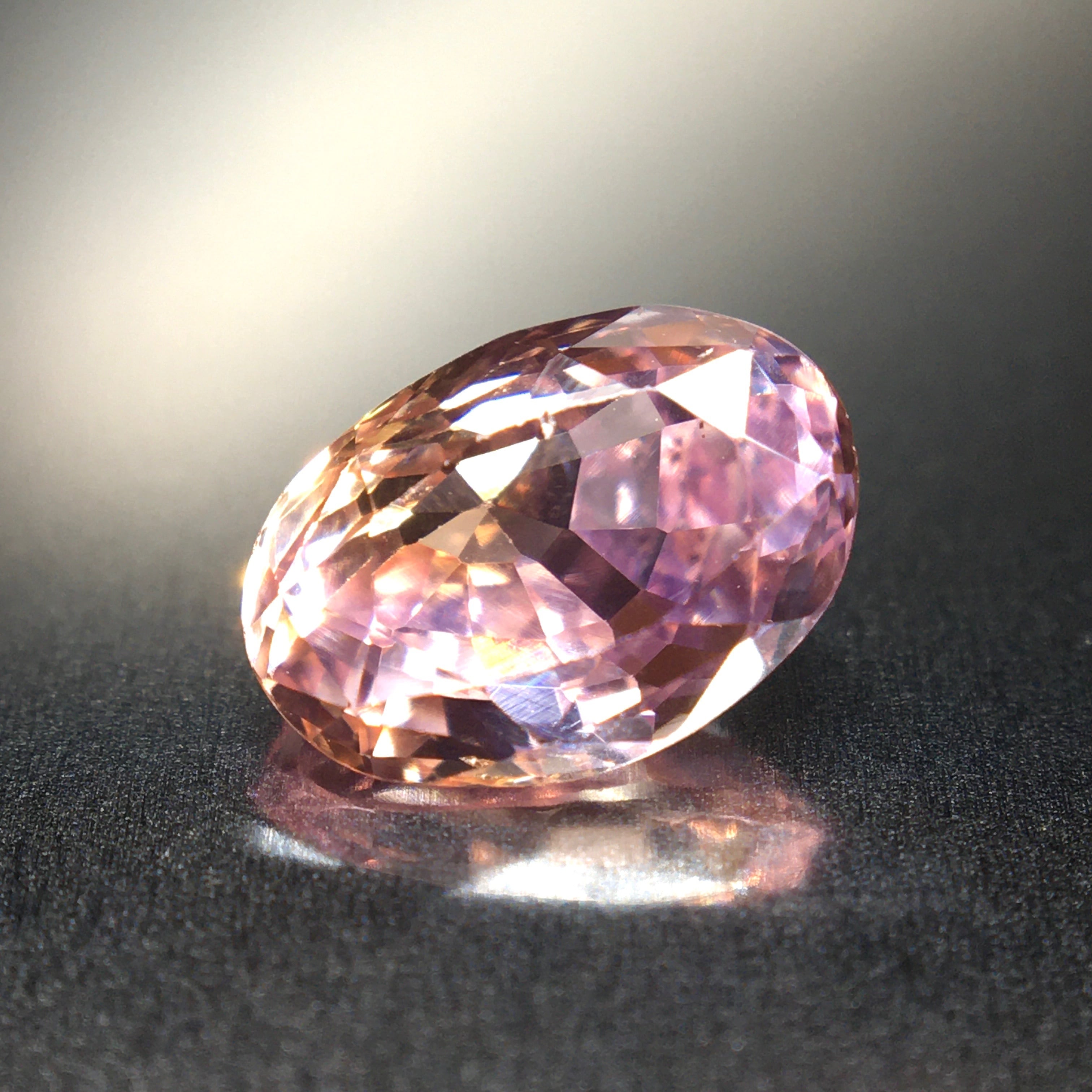 1.4ct UP オレンジとピンクの”凛”とした輝き 天然 非加熱 パパラチァサファイア | Frederick’s Gems&Jewelry  powered by BASE