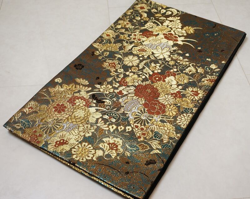 美品 花づくし 袋帯 牡丹 菊 唐花 袋帯 金糸 青緑 黒 192