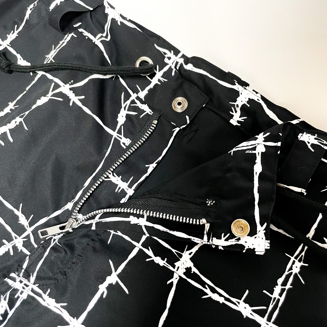 UNFINISHED 2way有刺鉄線パンツ2023074