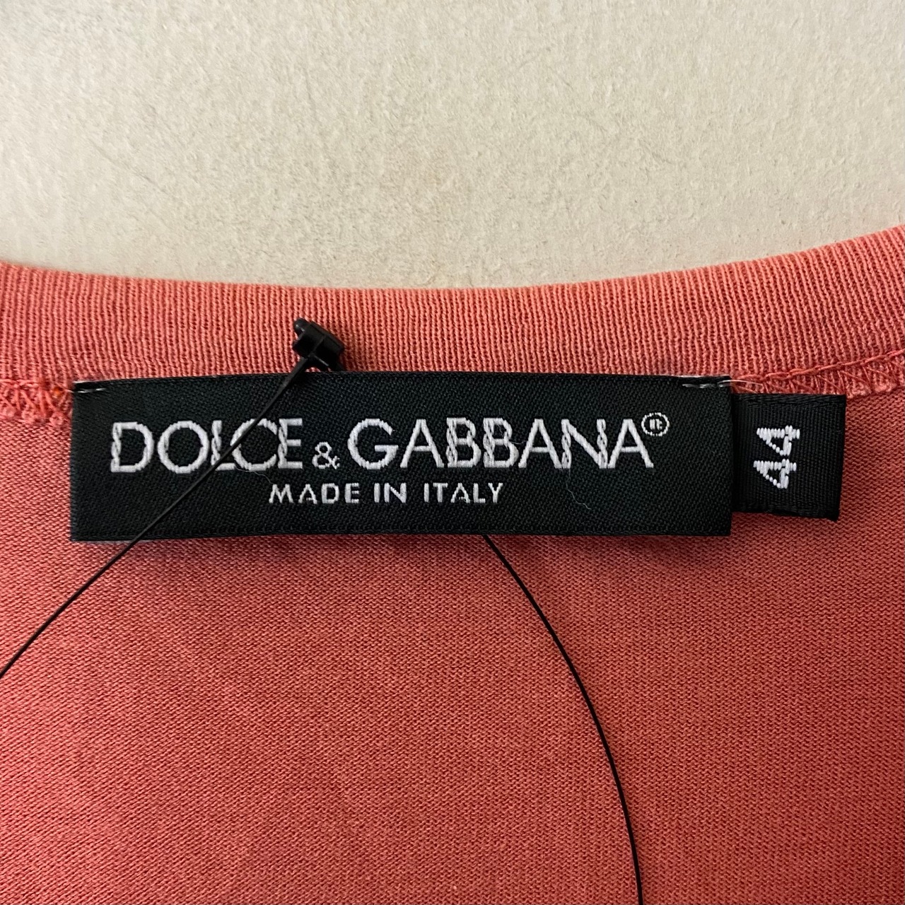 DOLCE&GABBANA salmon pink color crew neck cut and sewn “Vincent Gallo”