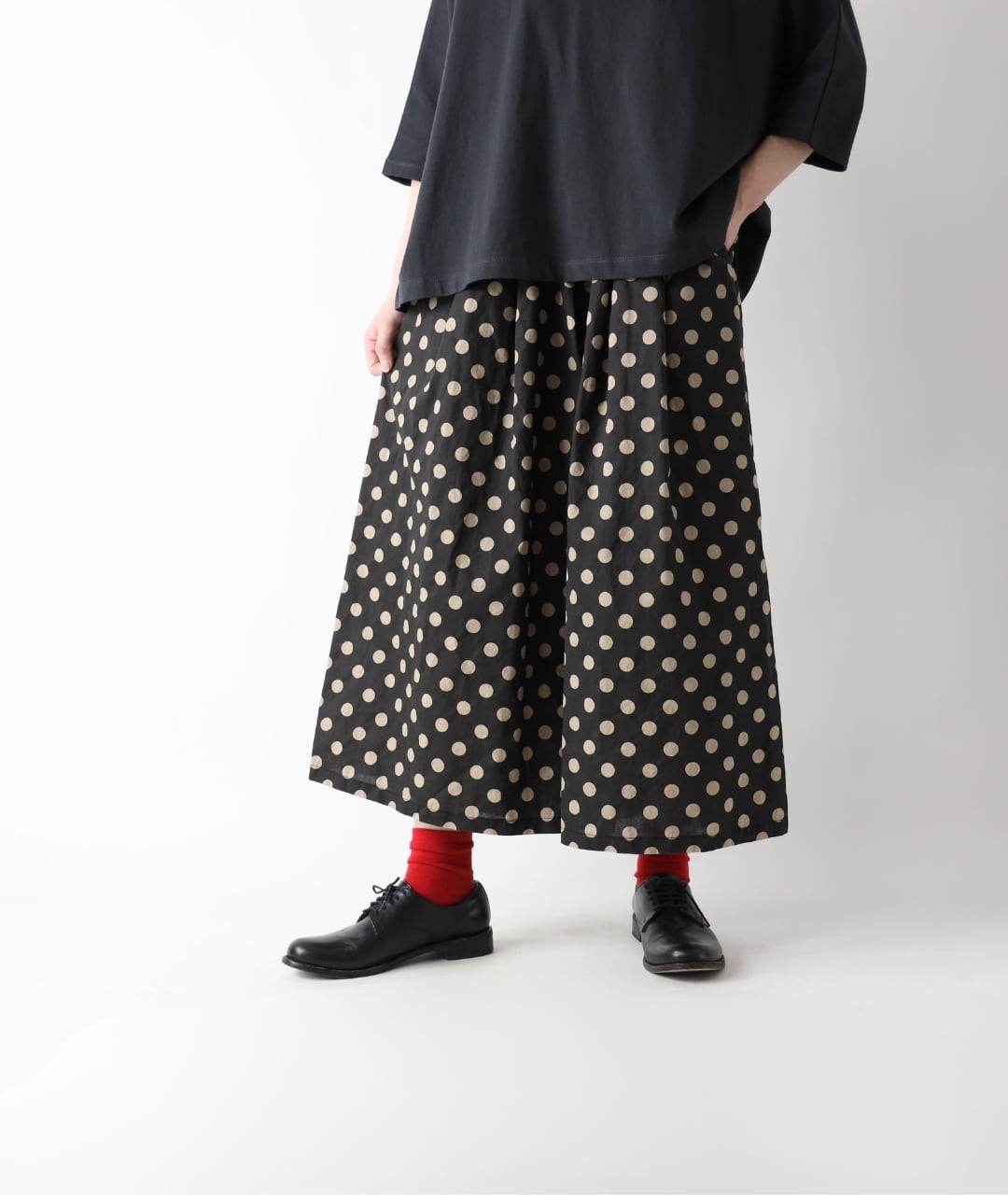 ourhome ゆったりフレアワイドパンツ 小花柄 愛用3年目 #ゆったり