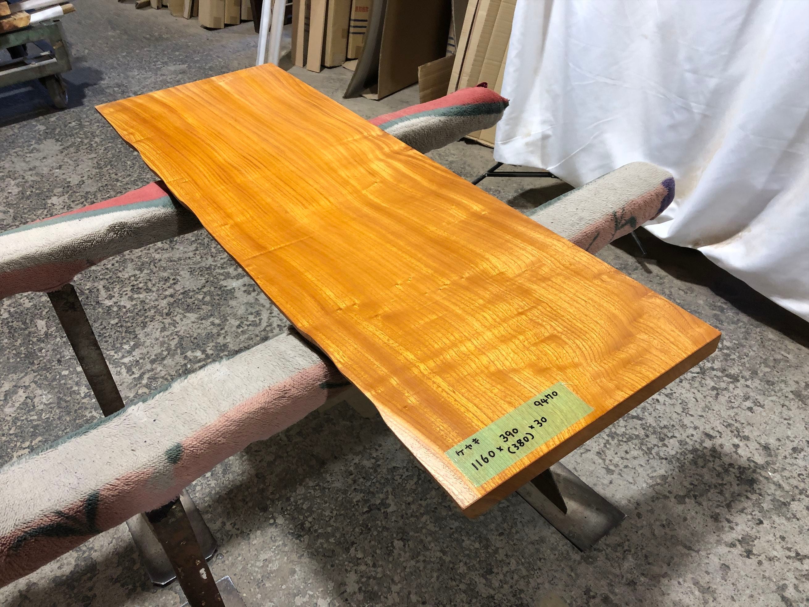 ケヤキ9470 欅 一枚板無垢 乾燥材 1160x390x30mm ローテーブル センターテーブル ダイニングテーブル カウンター