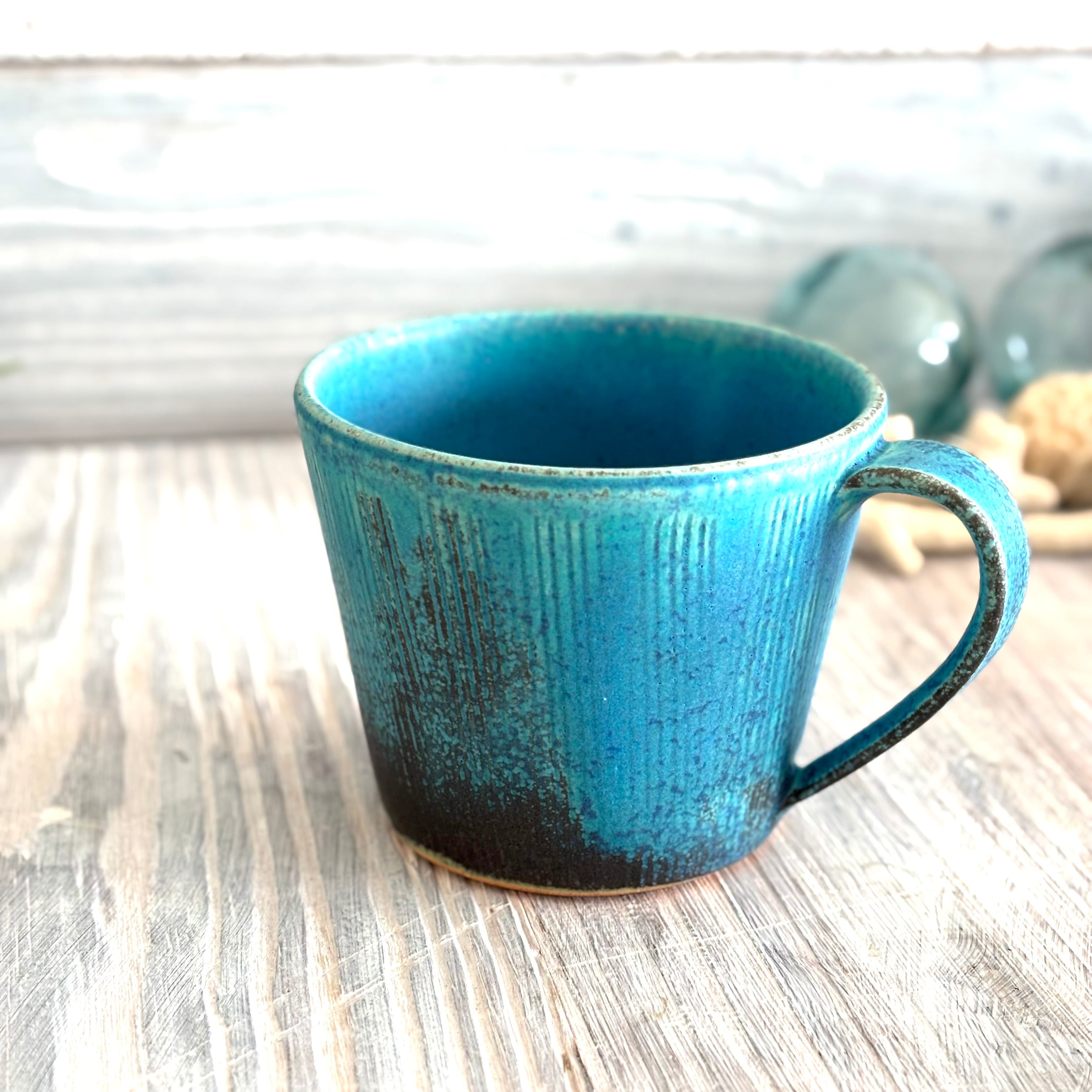 青彩くし目 マグカップ ターコイズ | Blue Pottery