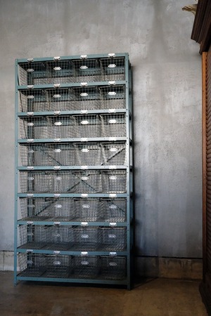 OT041_IRON BASKET SHELF