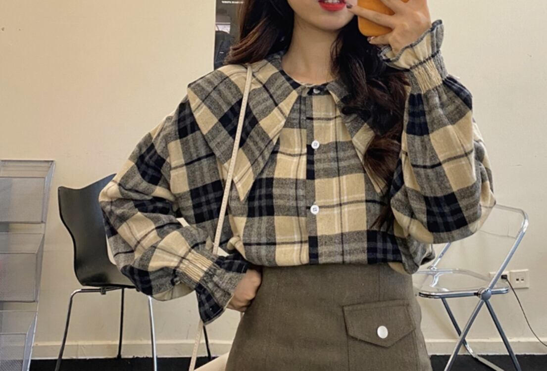 【トップス:69】小顔に見える♡ ビッグカラー ガーリー チェック柄 シャツ 長袖 キャンディスリーブ レトロ | BLOEM powered by BASE