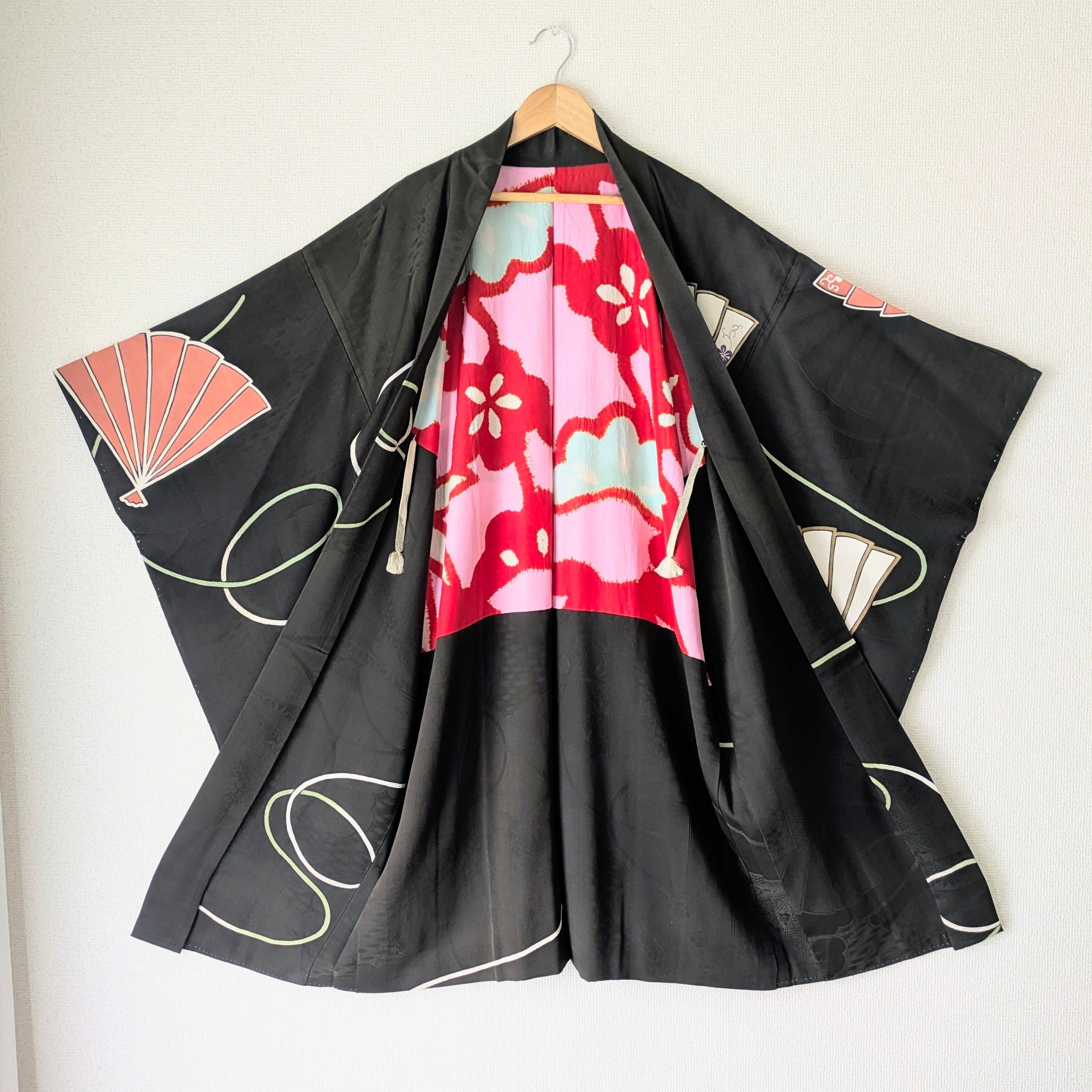 Antique】HAORI 長羽織 羽織 正絹 黒 絵羽織 舞扇柄 大正浪漫 古布