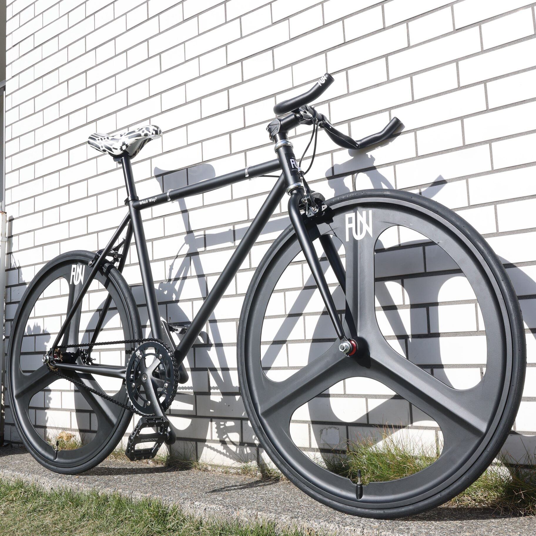 FUN 700C ANGUS FLAT, Mat black】サイズ54 ホリゾンタルフレーム  