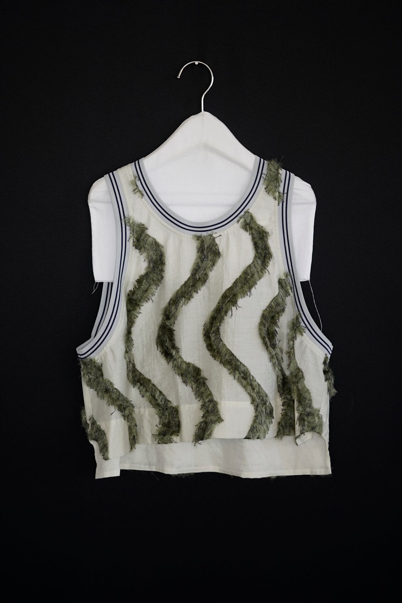 jonnlynx - mossy tank | EMA