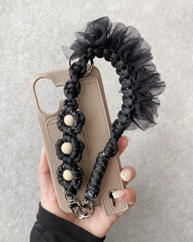 【black × wood flower】hand strap