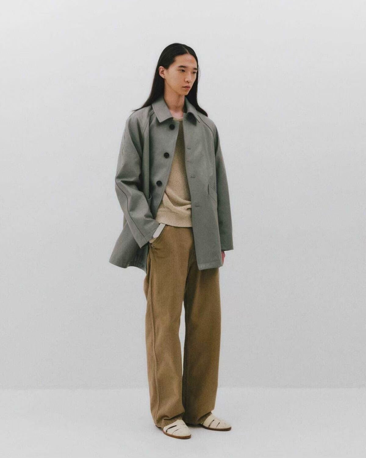 ENCOMING】 BACK PLEATED BLOUSON | THE OUR ENCOMING】 BACK PLEATED BLOUSON | THE OUR