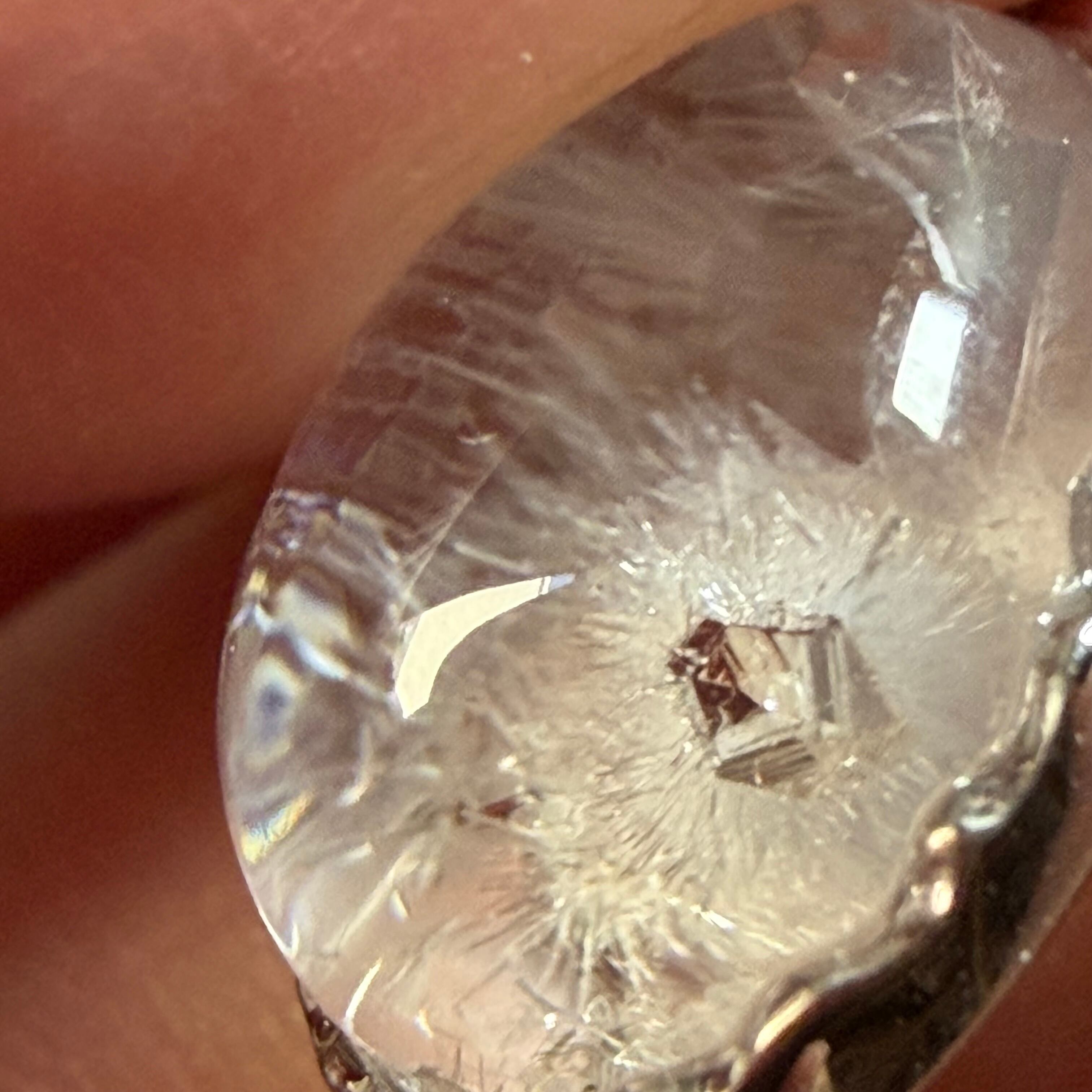 金針水晶（ゴールドルチルクォーツ）丸玉 約53.9mm 置き物・インテリア