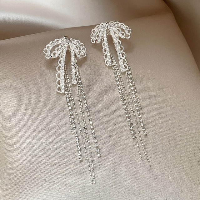 Ribbon long tassel pierce　B626