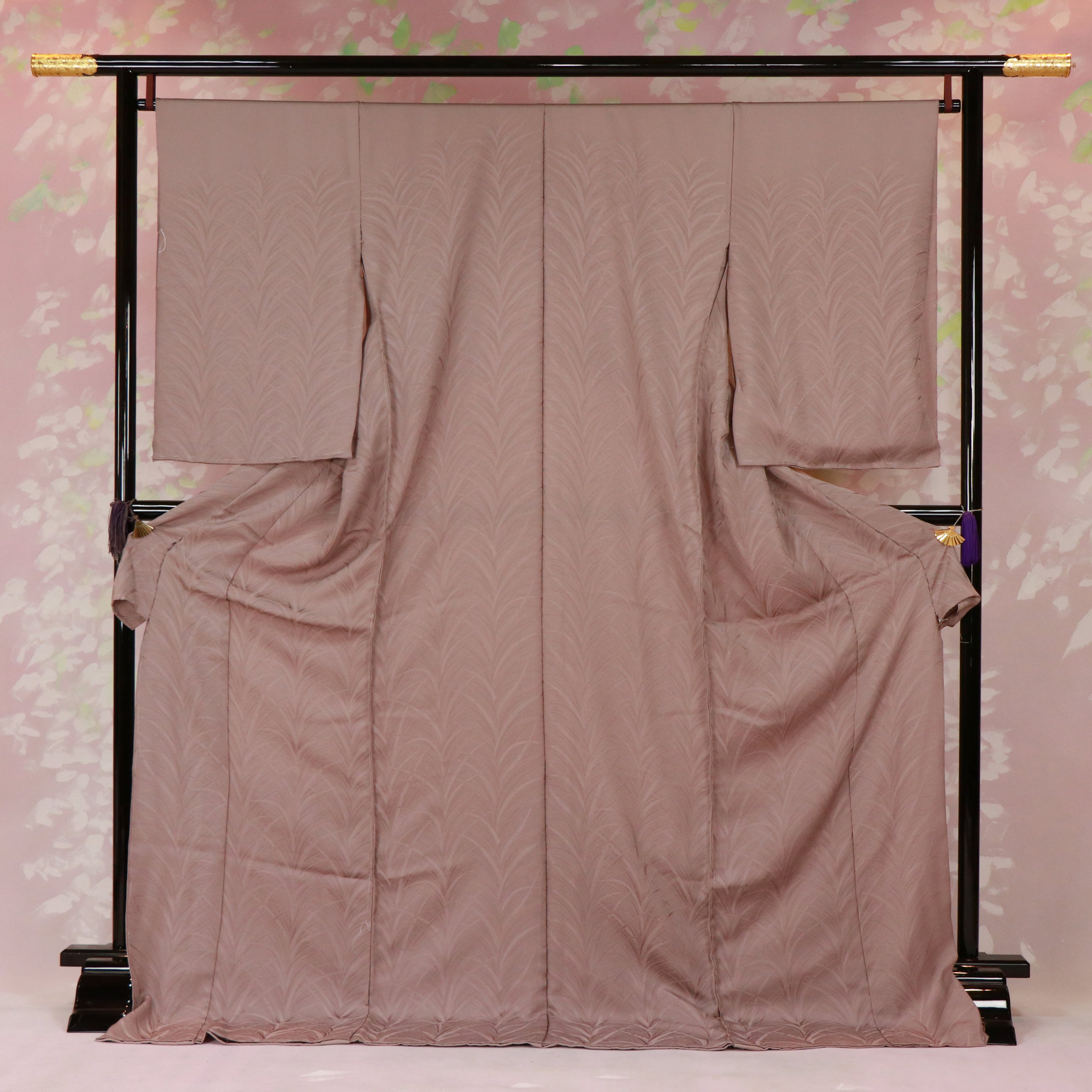 大王松絵羽 色無地訪問着 | いちはら呉服店オンラインショップ