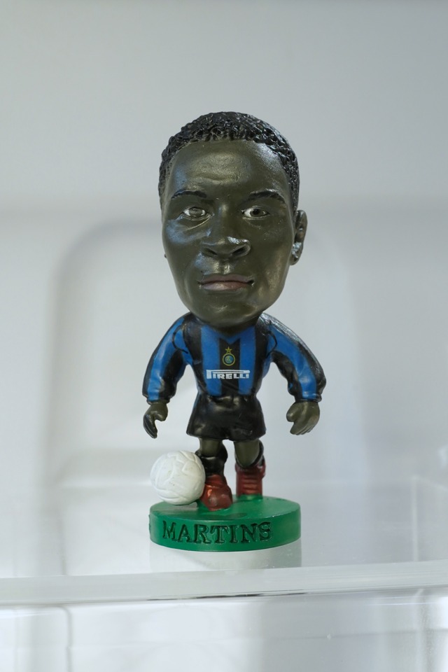 オバフェミ・マルティンス (Obafemi Martins) ⭐️⭐️⭐️☆☆ Corinthian ProStars “Inter Milan” （コリンシアン プロスターズ インテル） グリーン台座 サッカーフィギュア No.30 Green Base (2005年刻印／Collector No. PRC1114) Limited Edition Soccer Figure 約7〜8cm