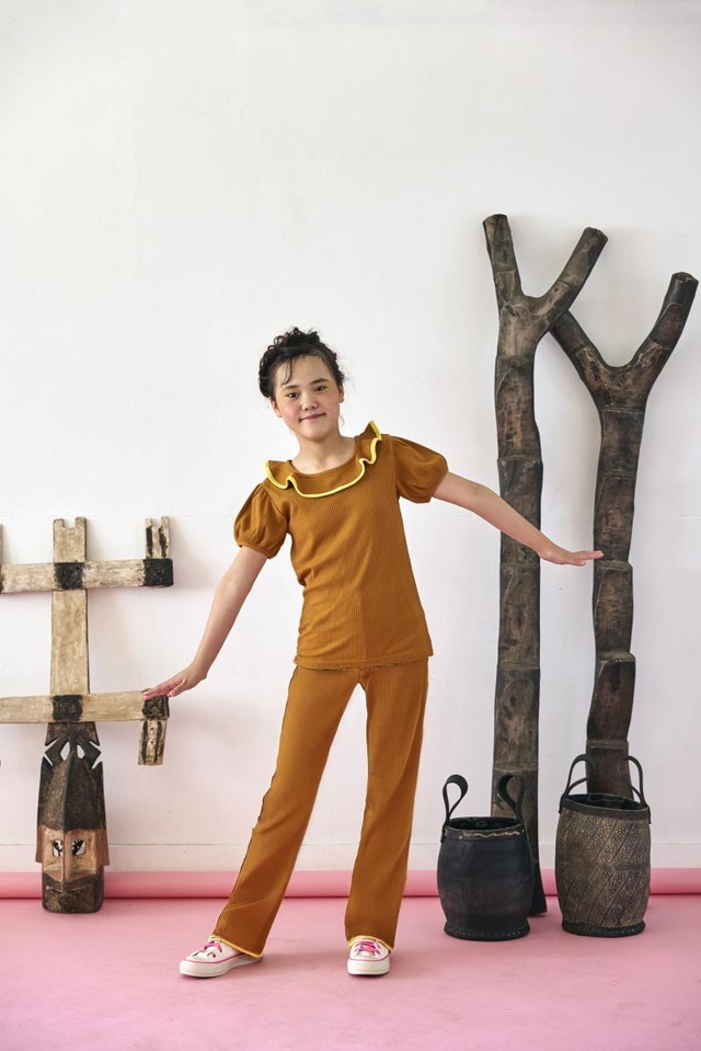 【26SS】KOQUELIKO(コキュリコ)Chop pants camel(T)パンツ リブ キャメル