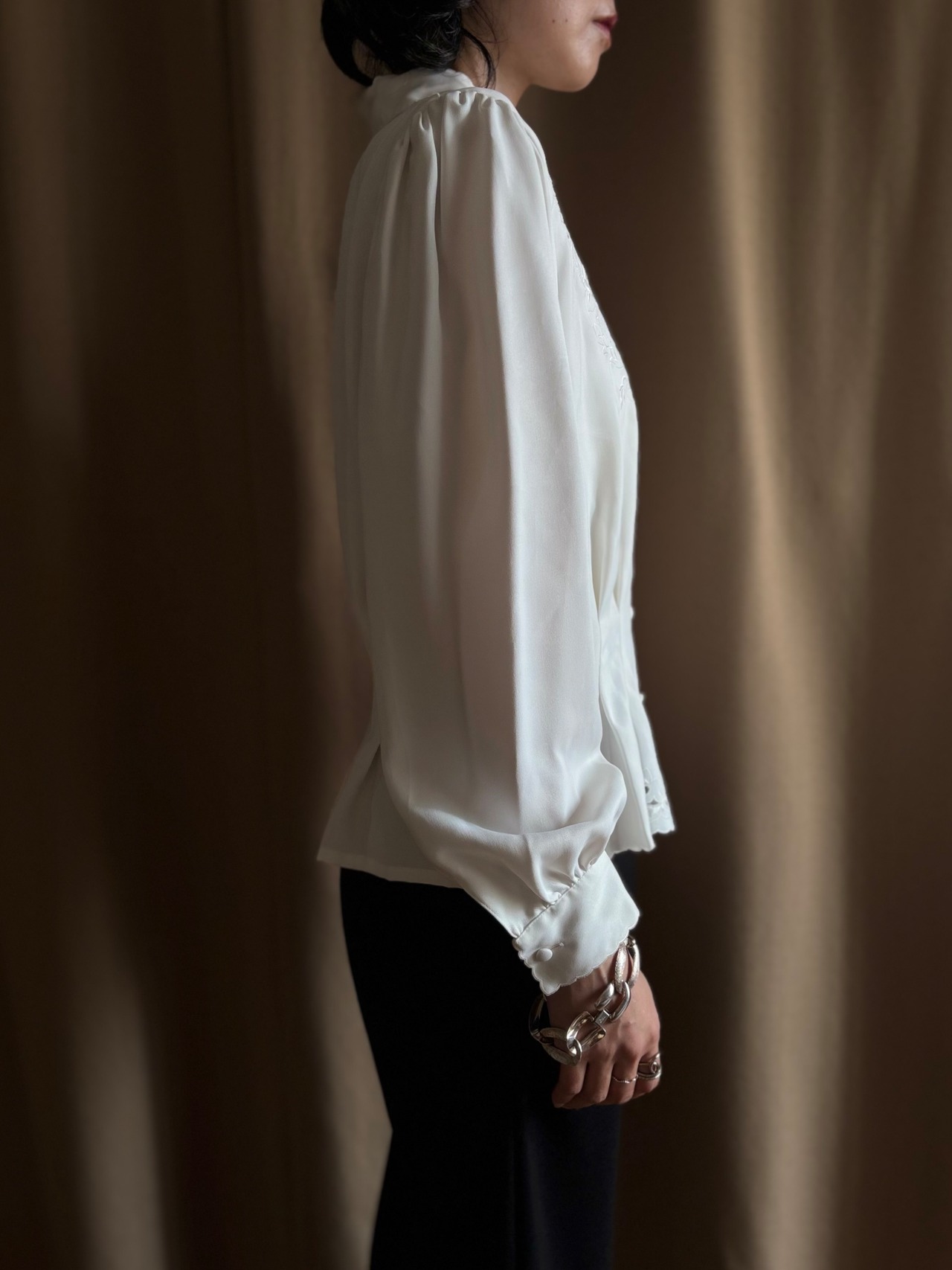 refined floral embroidery stand collar shirt-5274-6